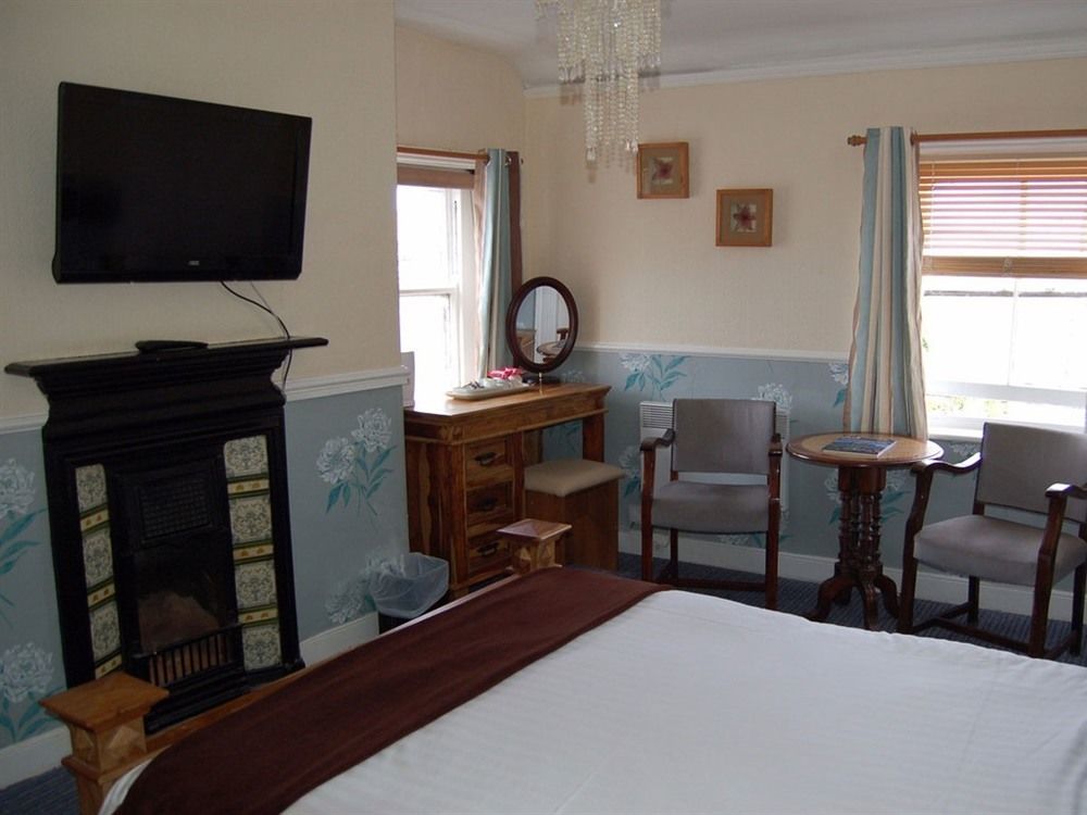 Schooner Hotel อัลน์มัธ ภายนอก รูปภาพ