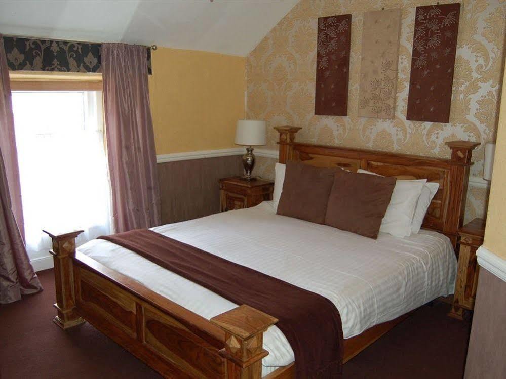 Schooner Hotel อัลน์มัธ ภายนอก รูปภาพ